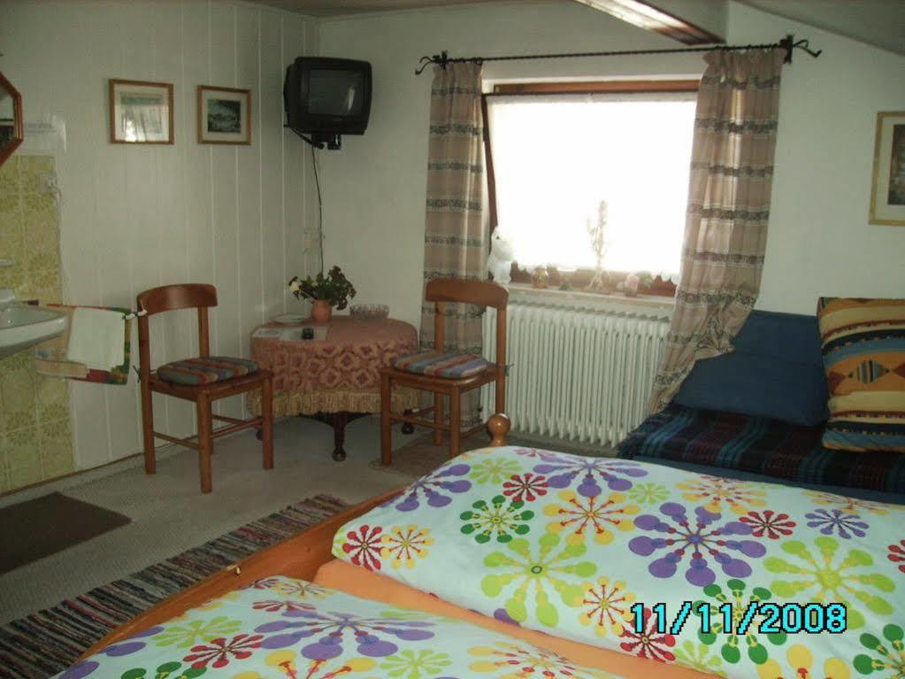 Gaestehaus Eschenhof ريت ام وينكل المظهر الخارجي الصورة